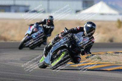 media/Dec-18-2022-SoCal Trackdays (Sun) [[8099a50955]]/Turn 4 (1pm)/